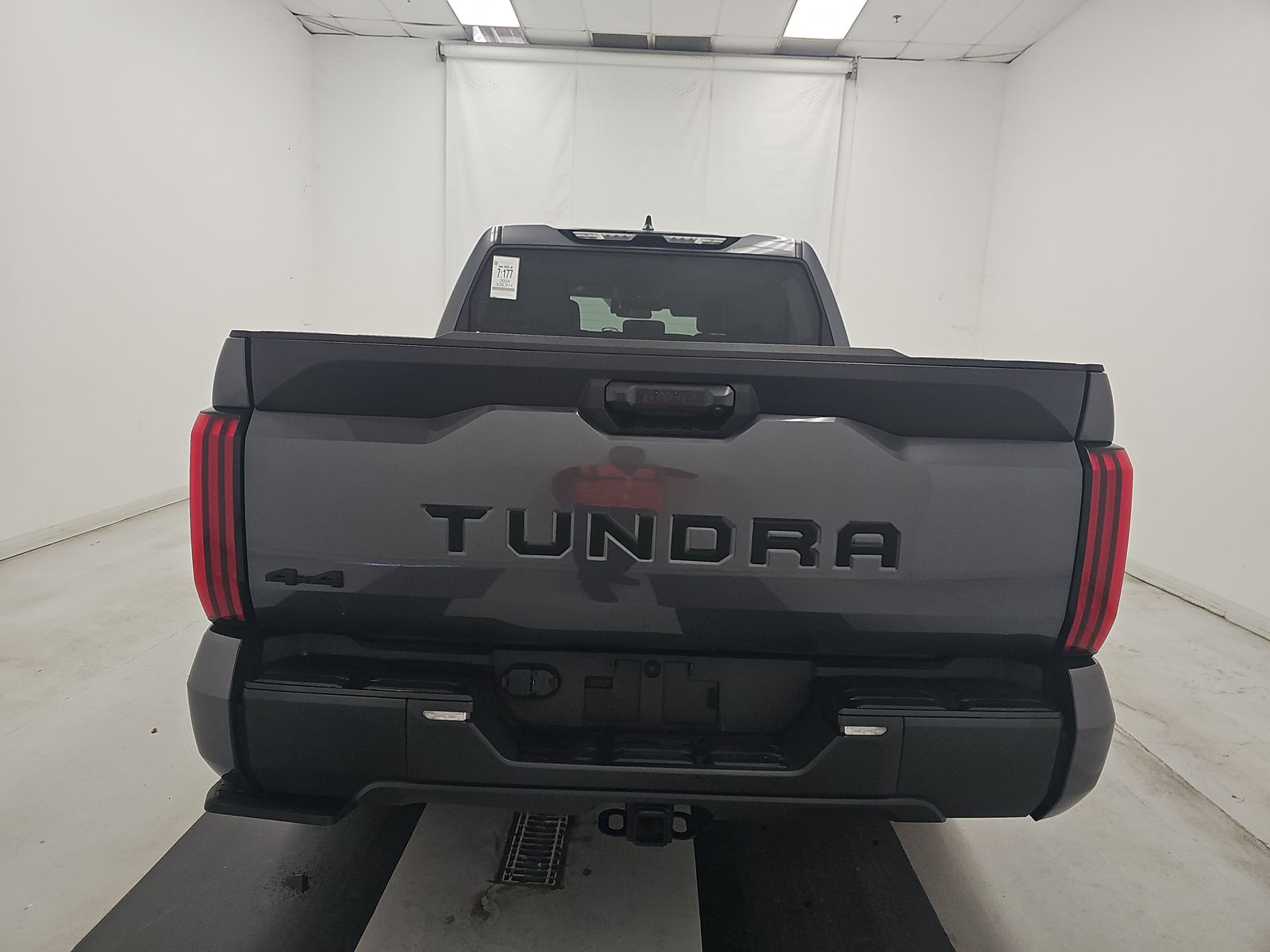 2024 Toyota Tundra SR5 AWD