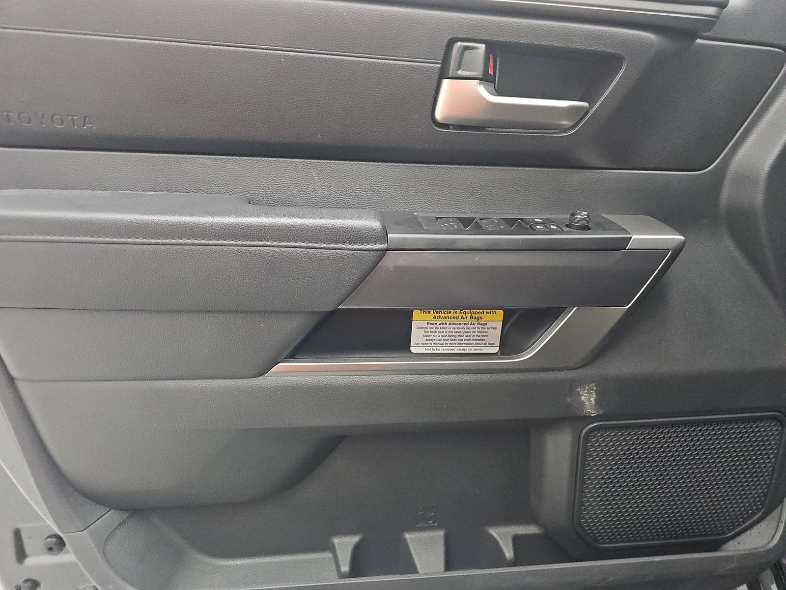 2024 Toyota Tundra SR5 AWD