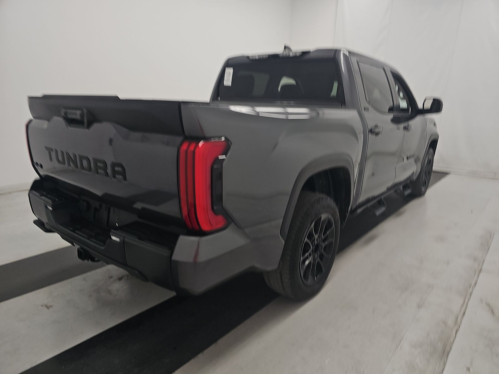 2024 Toyota Tundra SR5 AWD