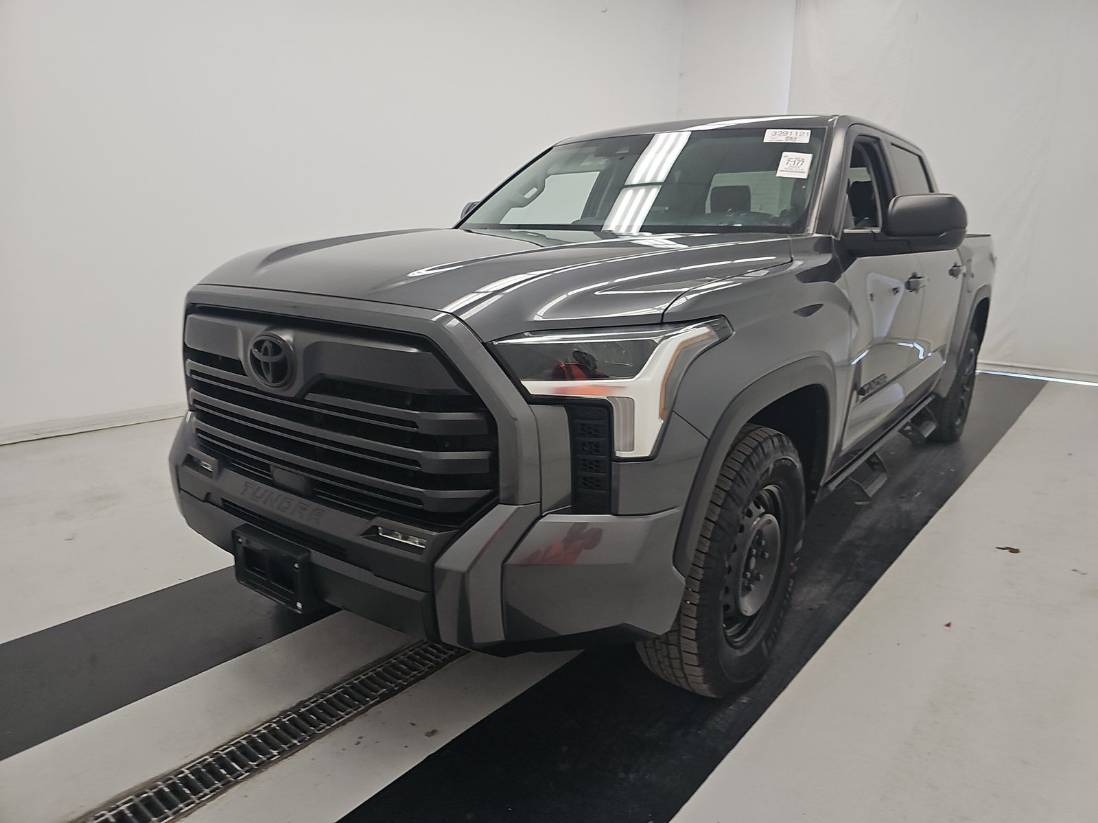 2024 Toyota Tundra SR5 AWD