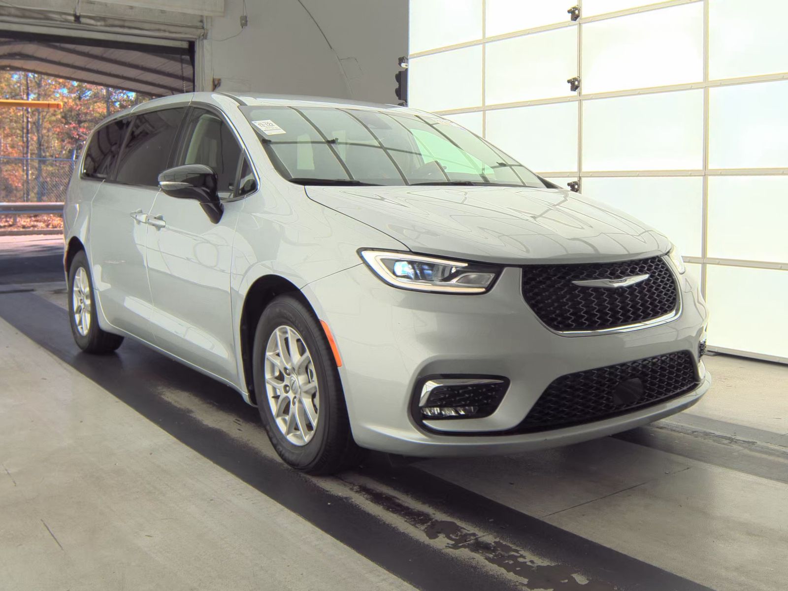 2024 Chrysler Pacifica Touring L FWD