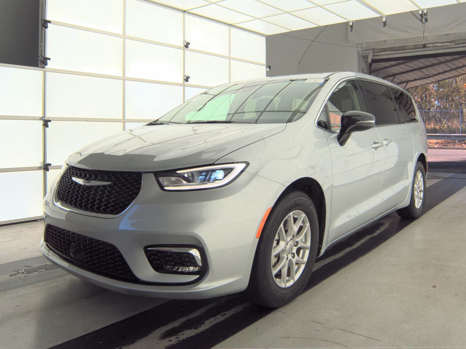 2024 Chrysler Pacifica Touring L FWD