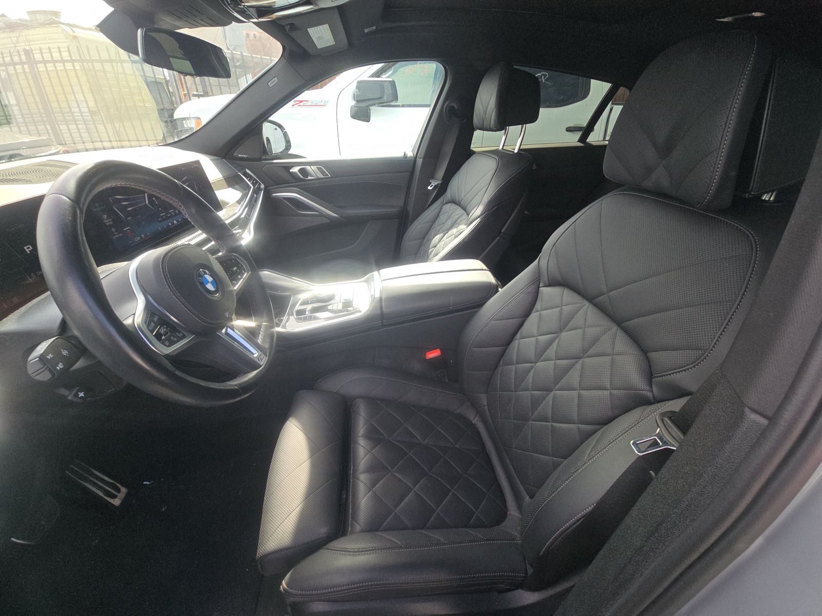 2025 BMW X6 M60i xDrive AWD