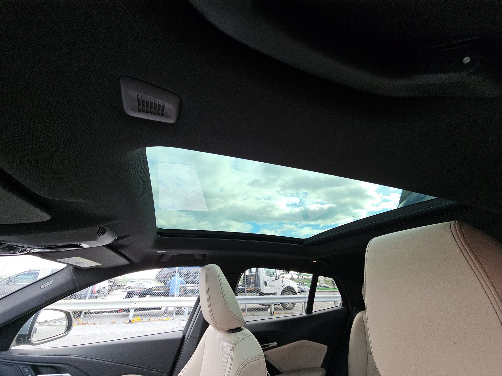 2025 BMW X2 xDrive28i AWD