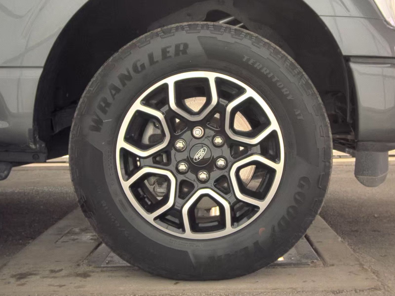 2023 Ford F-150 XLT AWD