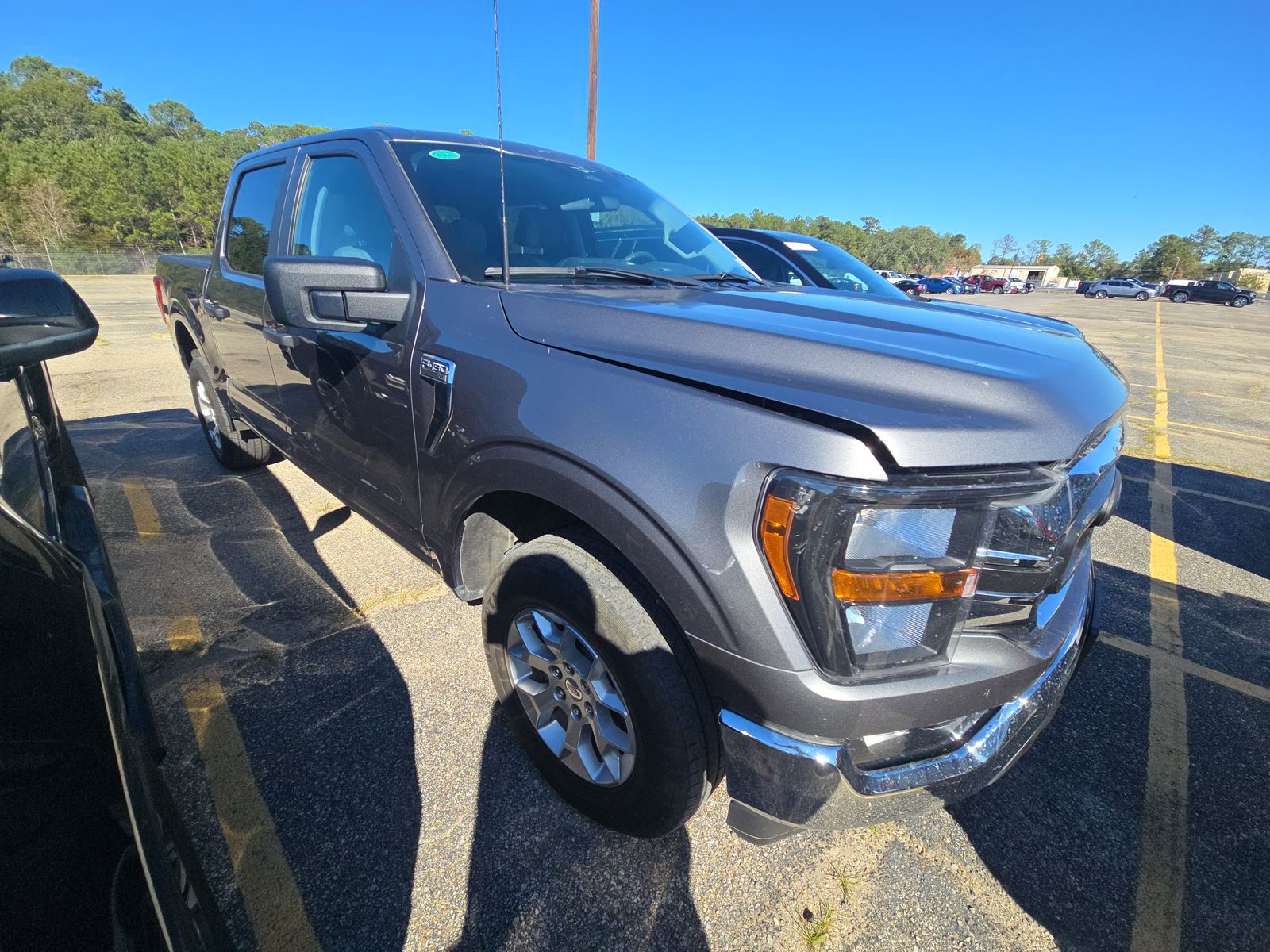 2023 Ford F-150 XLT AWD