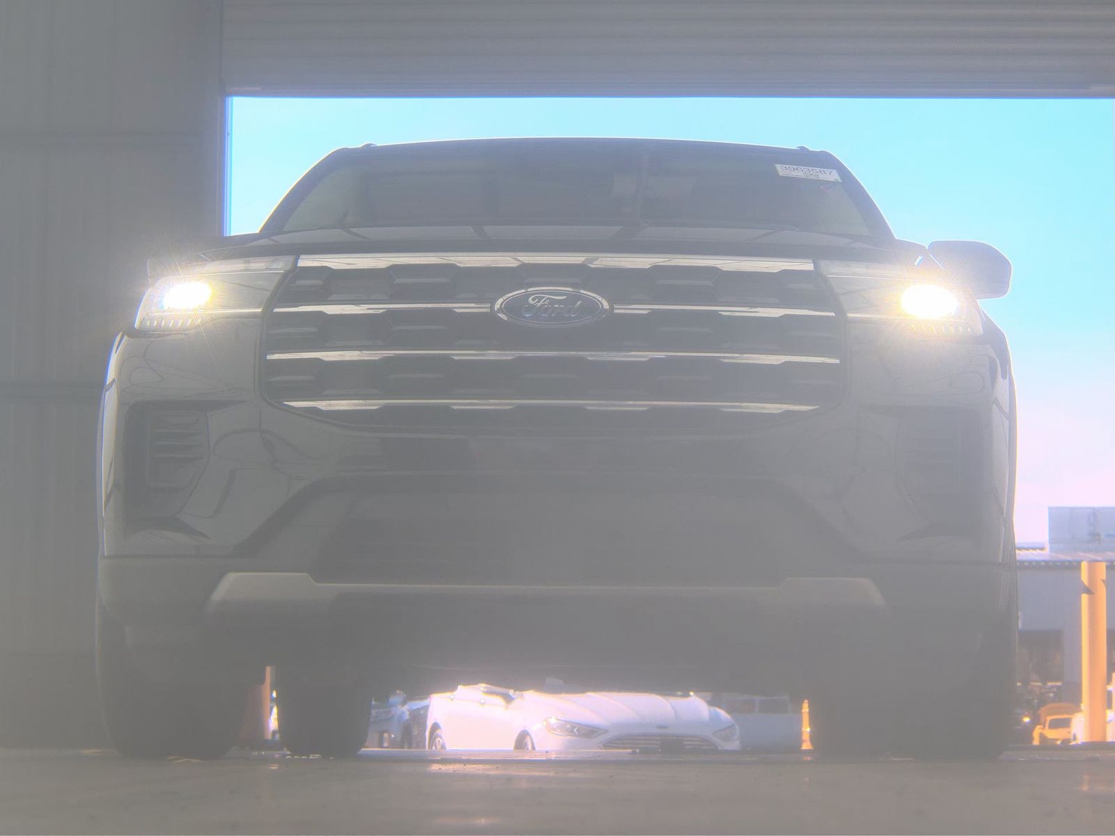 2025 Ford Explorer Active AWD