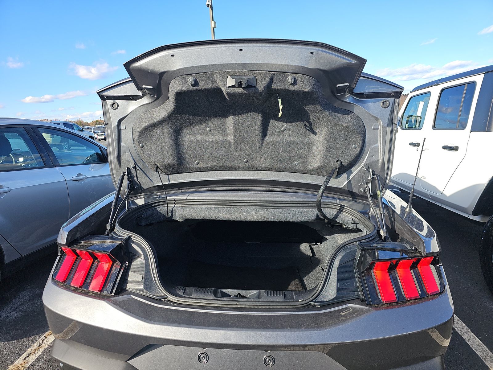 2024 Ford Mustang EcoBoost Premium RWD