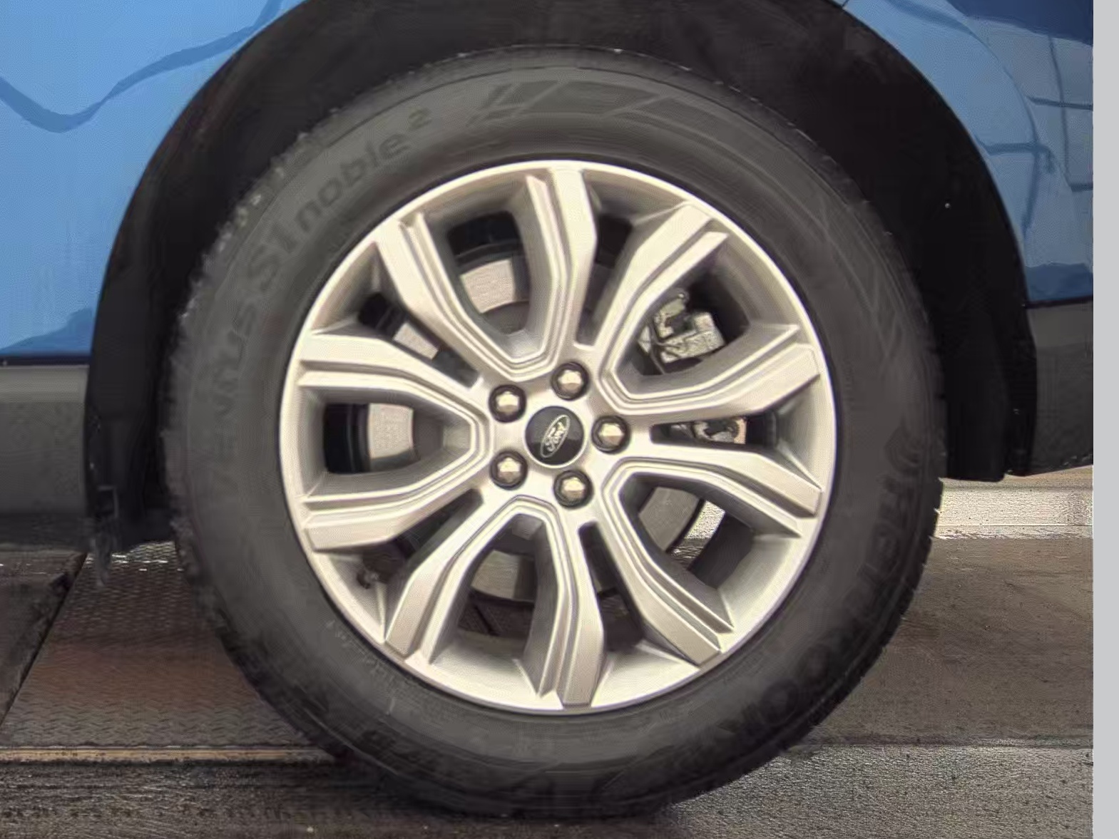 2024 Ford Edge Titanium AWD