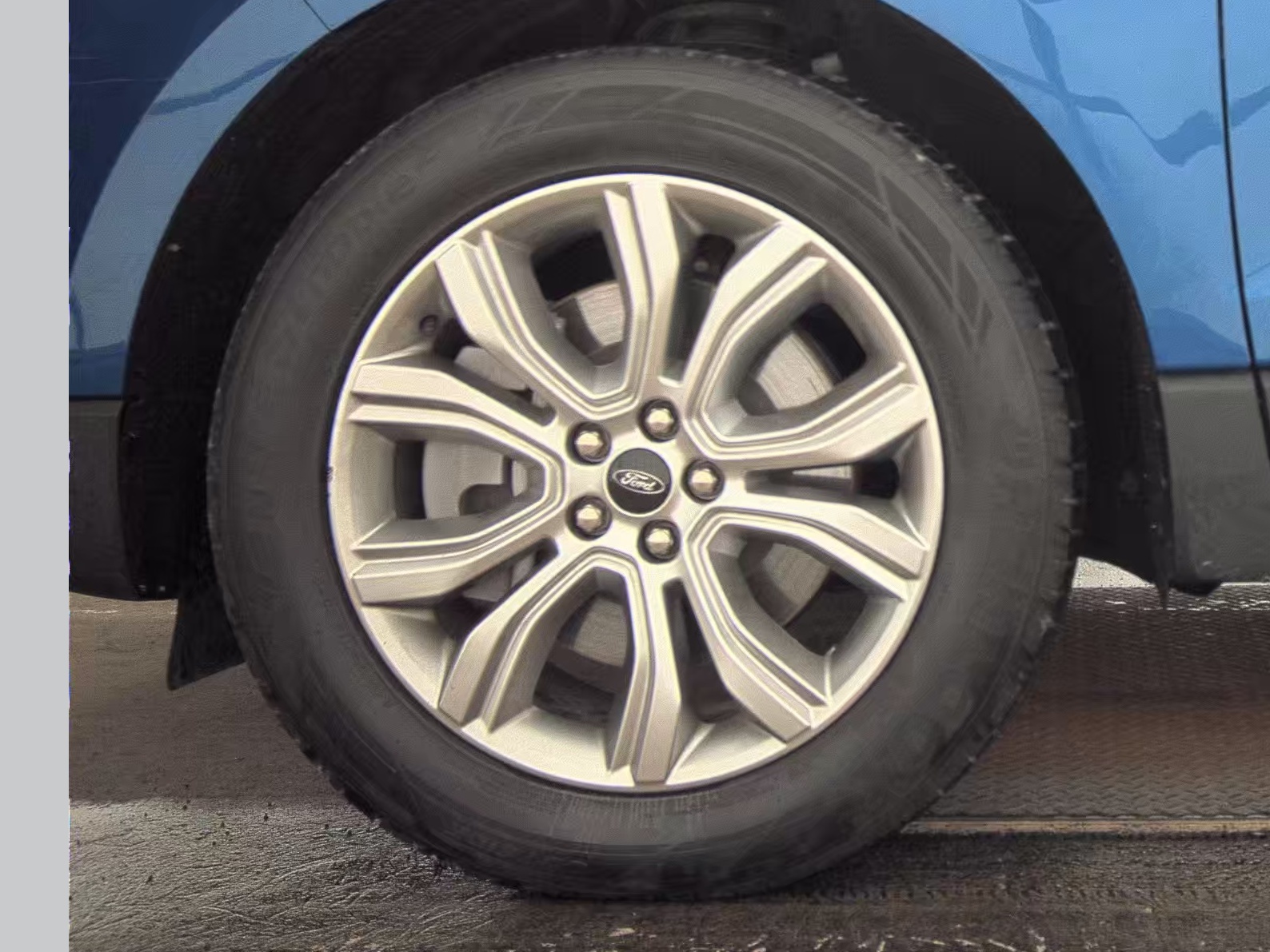 2024 Ford Edge Titanium AWD