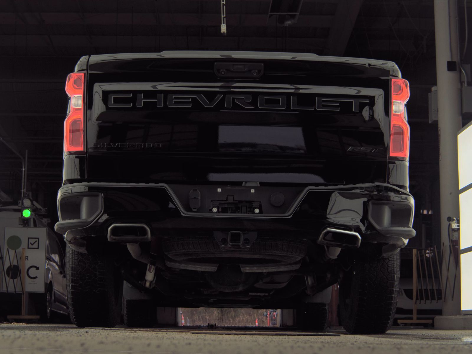 2023 Chevrolet Silverado 1500 RST AWD