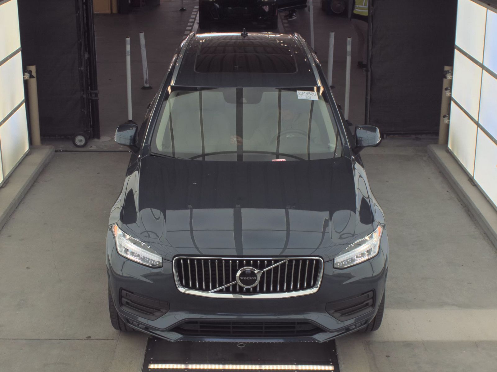2022 Volvo XC90 T6 Momentum AWD