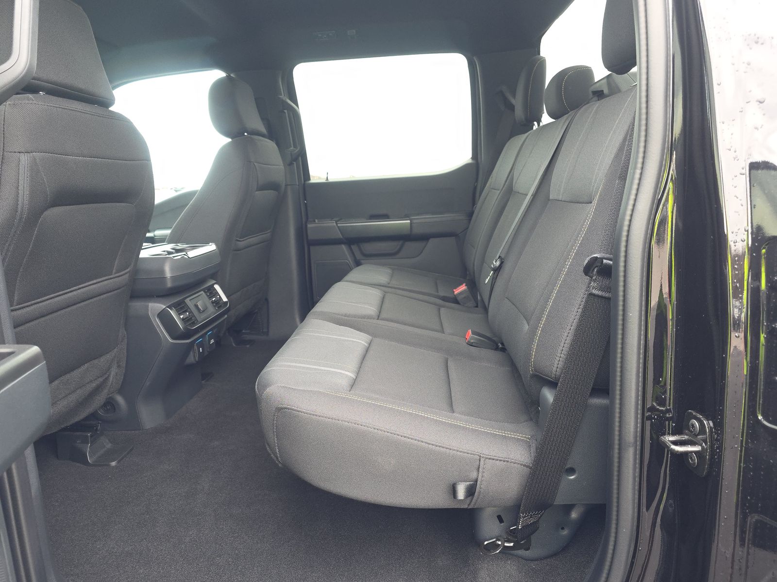 2024 Ford F-150 STX AWD