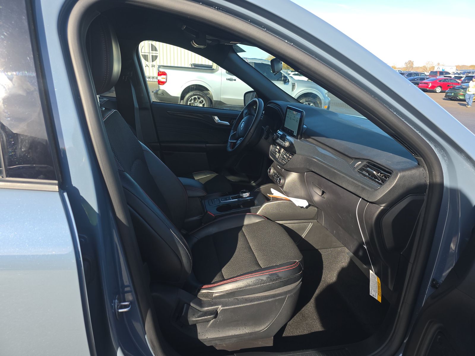 2025 Ford Escape Hybrid ST-Line FWD