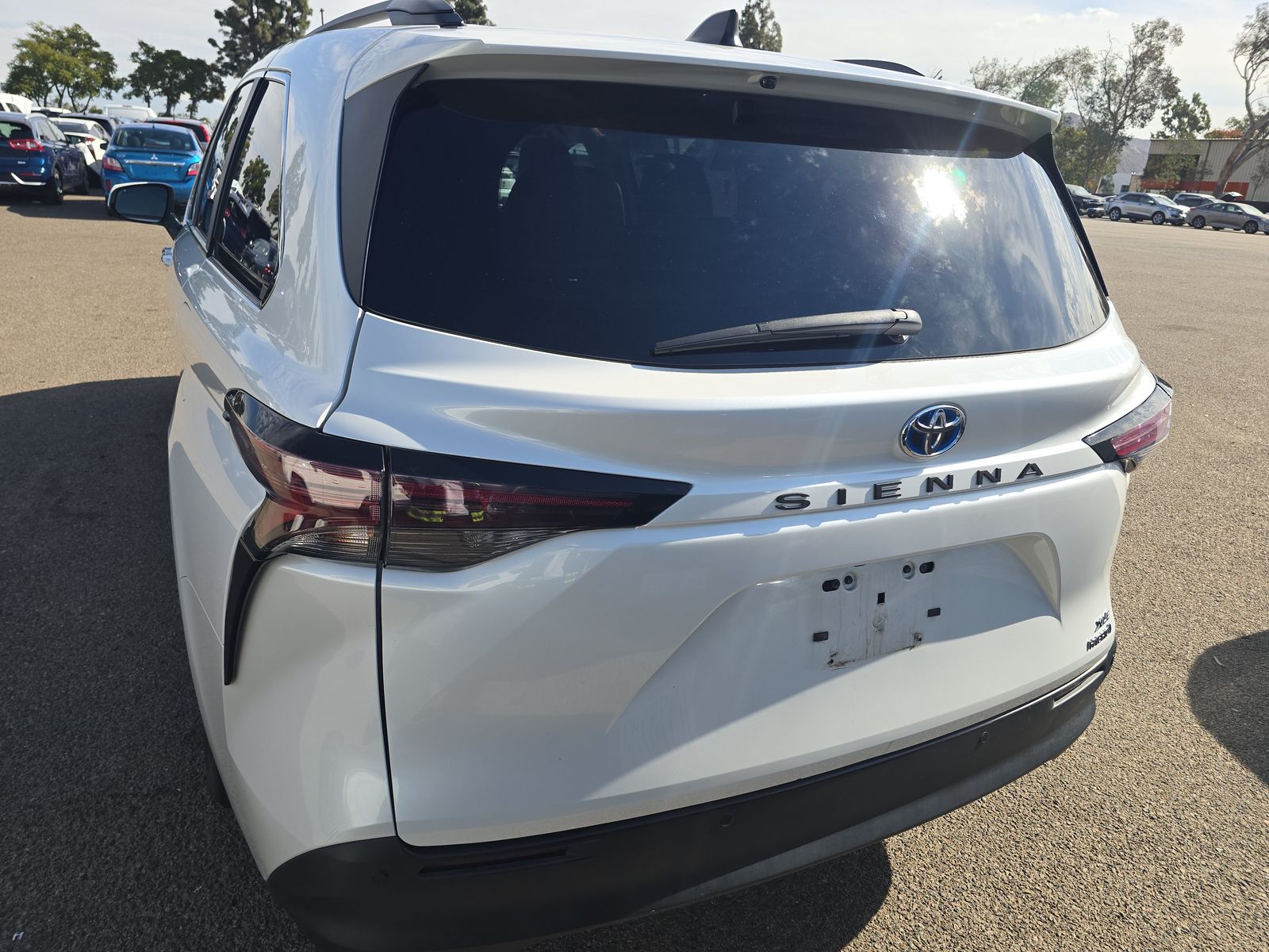 2024 Toyota Sienna XLE FWD