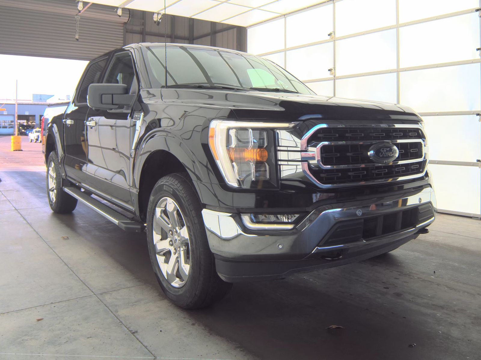 2023 Ford F-150 XLT AWD