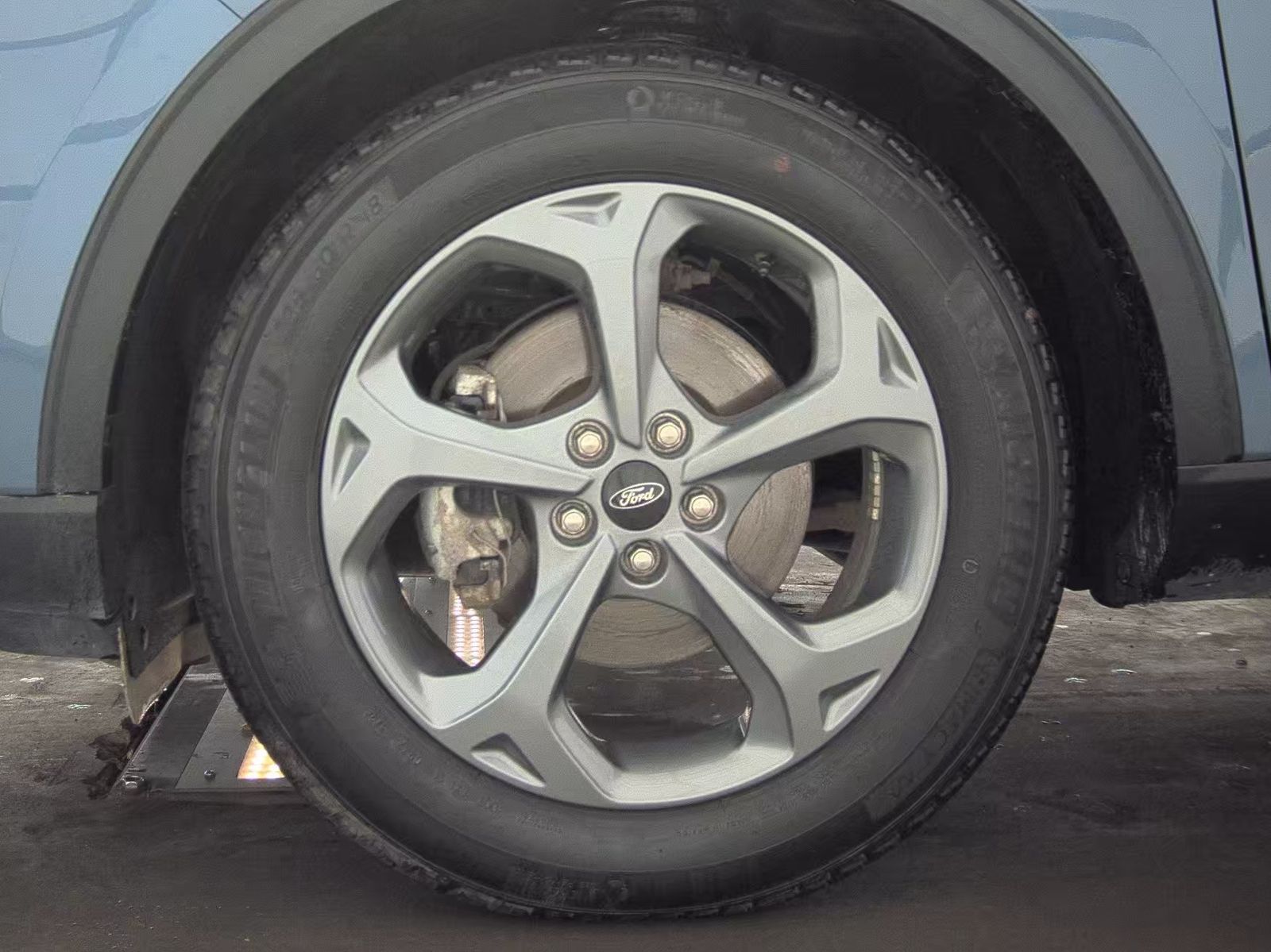 2025 Ford Escape Hybrid ST-Line FWD