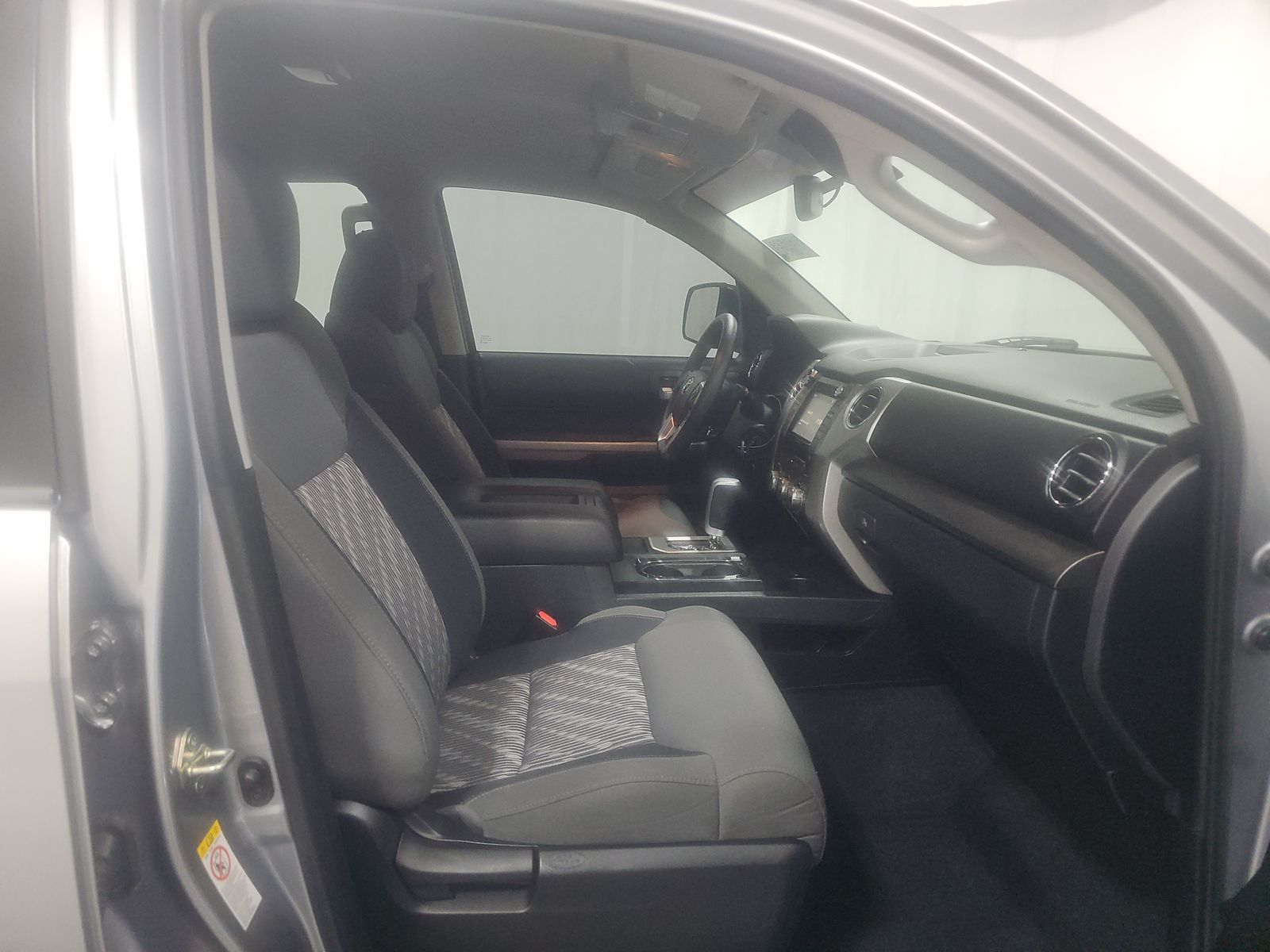 2019 Toyota Tundra SR5 RWD