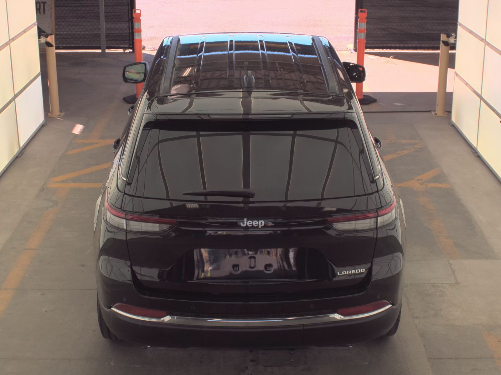 2025 Jeep Grand Cherokee Laredo RWD