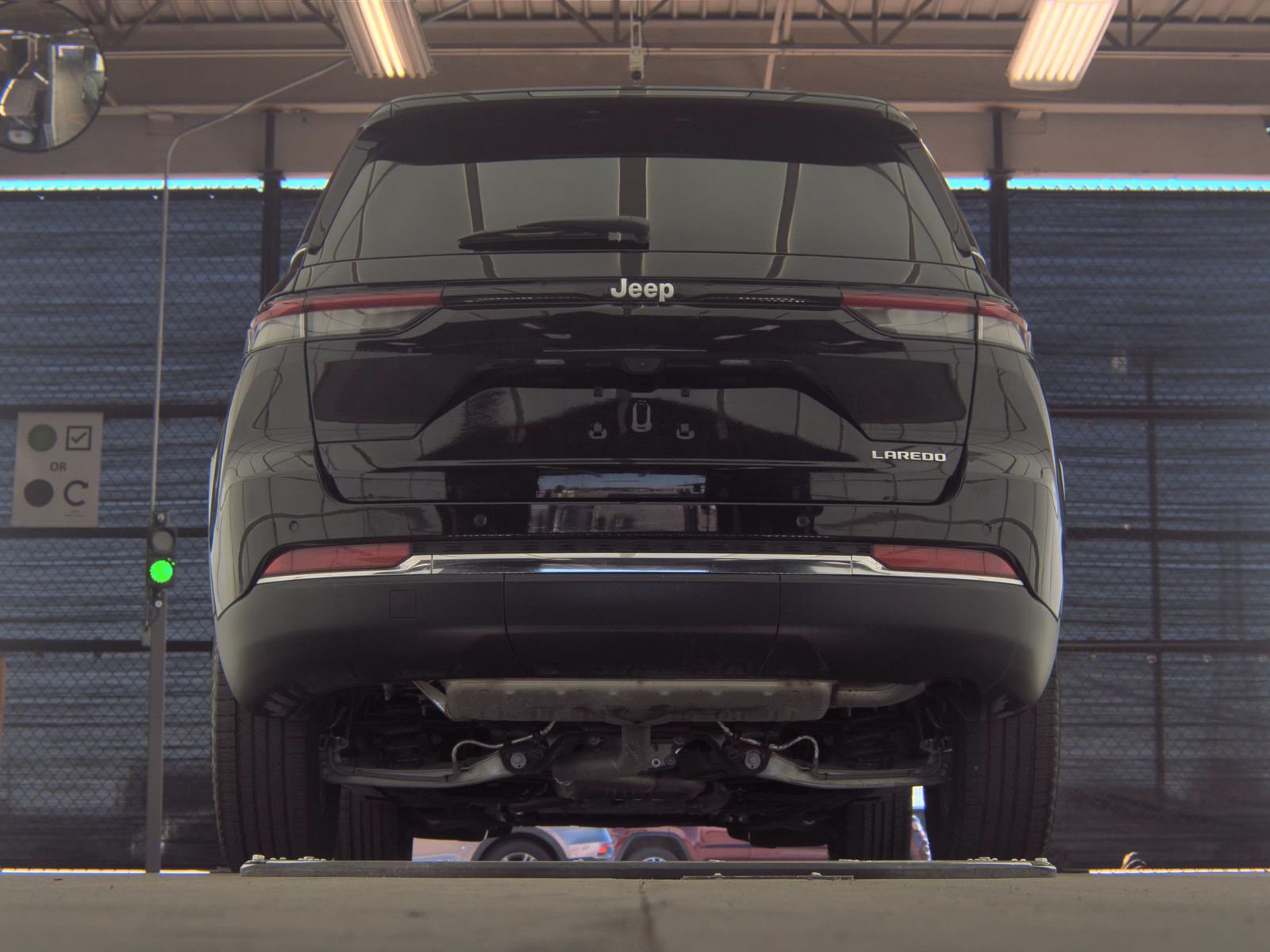 2025 Jeep Grand Cherokee Laredo RWD