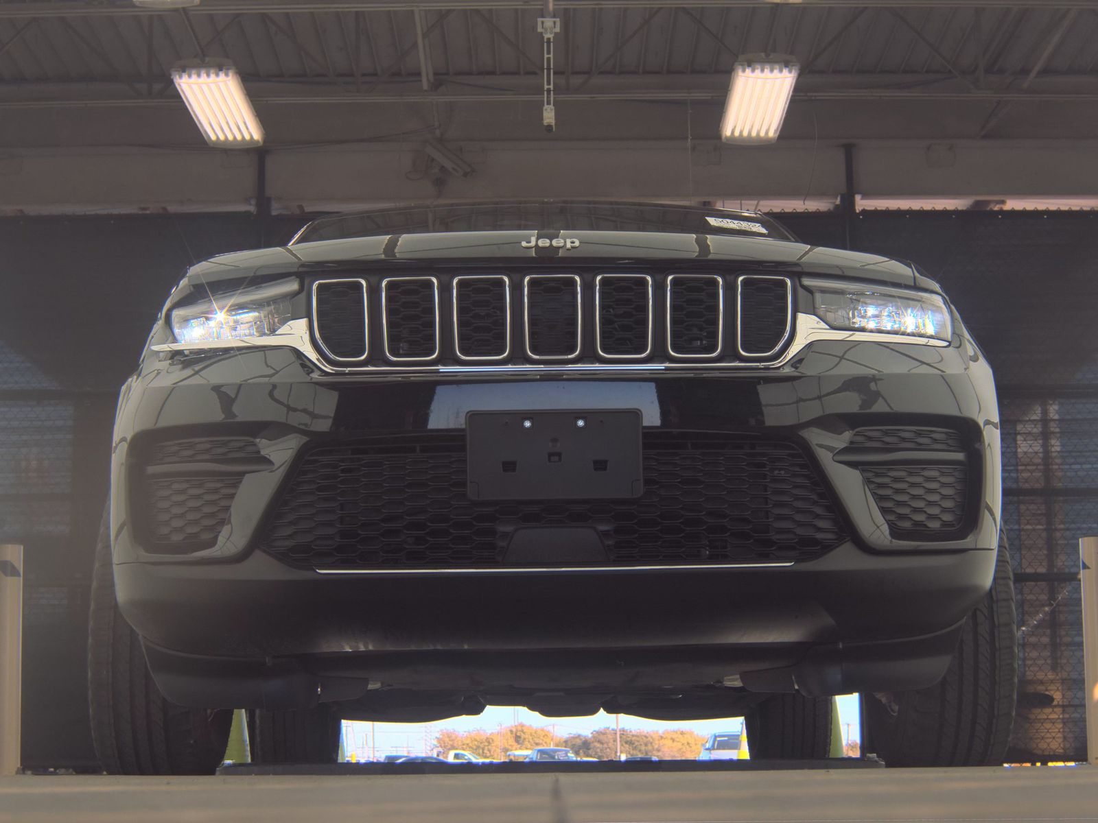 2025 Jeep Grand Cherokee Laredo RWD