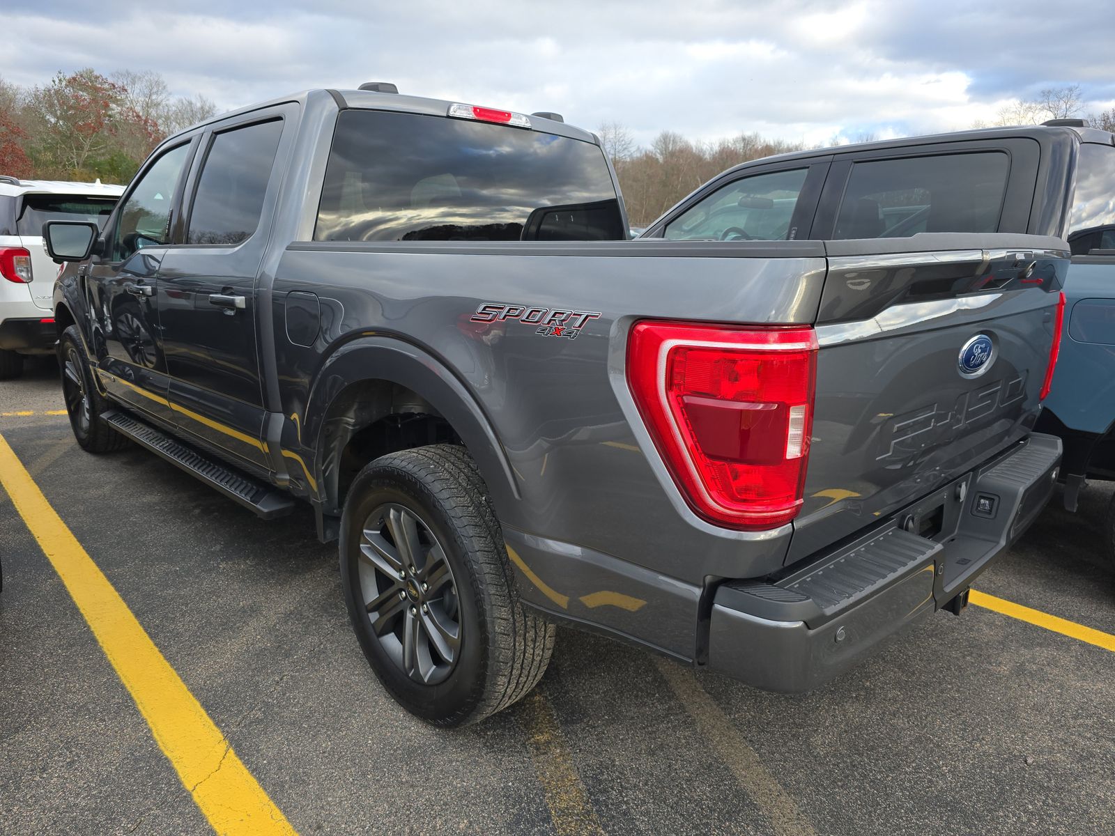 2023 Ford F-150 Hybrid XLT AWD