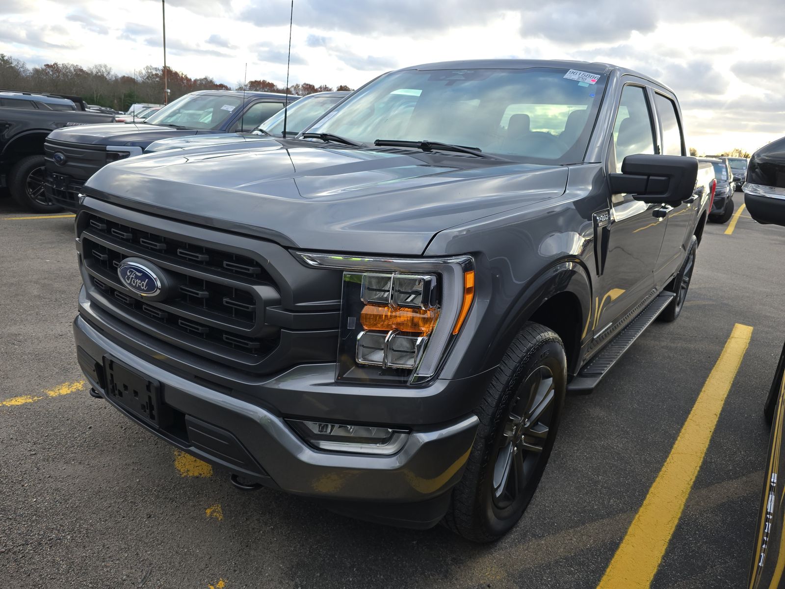 2023 Ford F-150 Hybrid XLT AWD