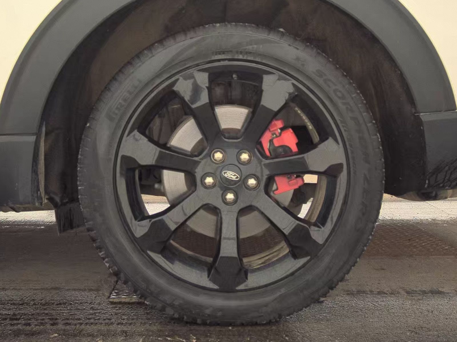 2023 Ford Explorer ST AWD