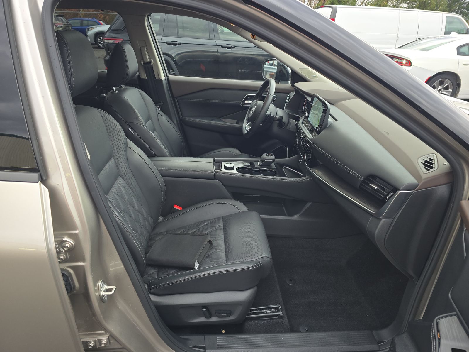 2023 Nissan Rogue Platinum AWD