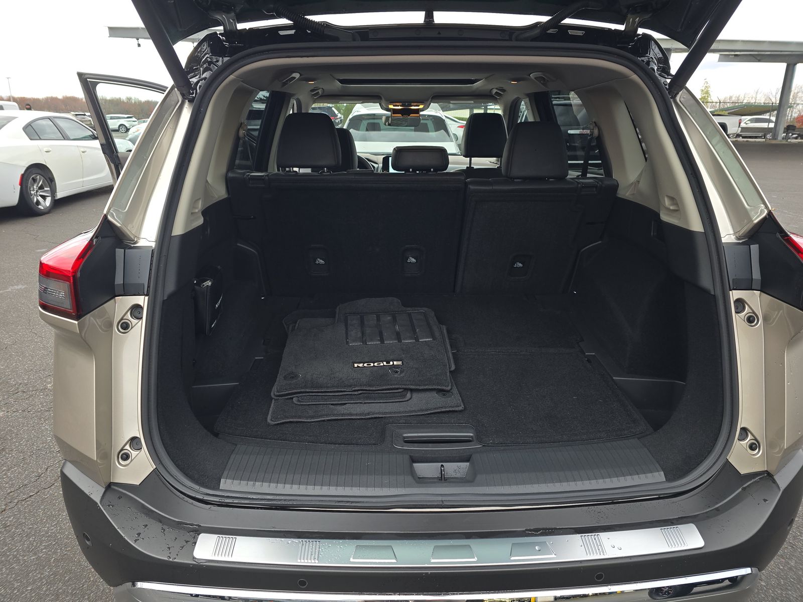 2023 Nissan Rogue Platinum AWD