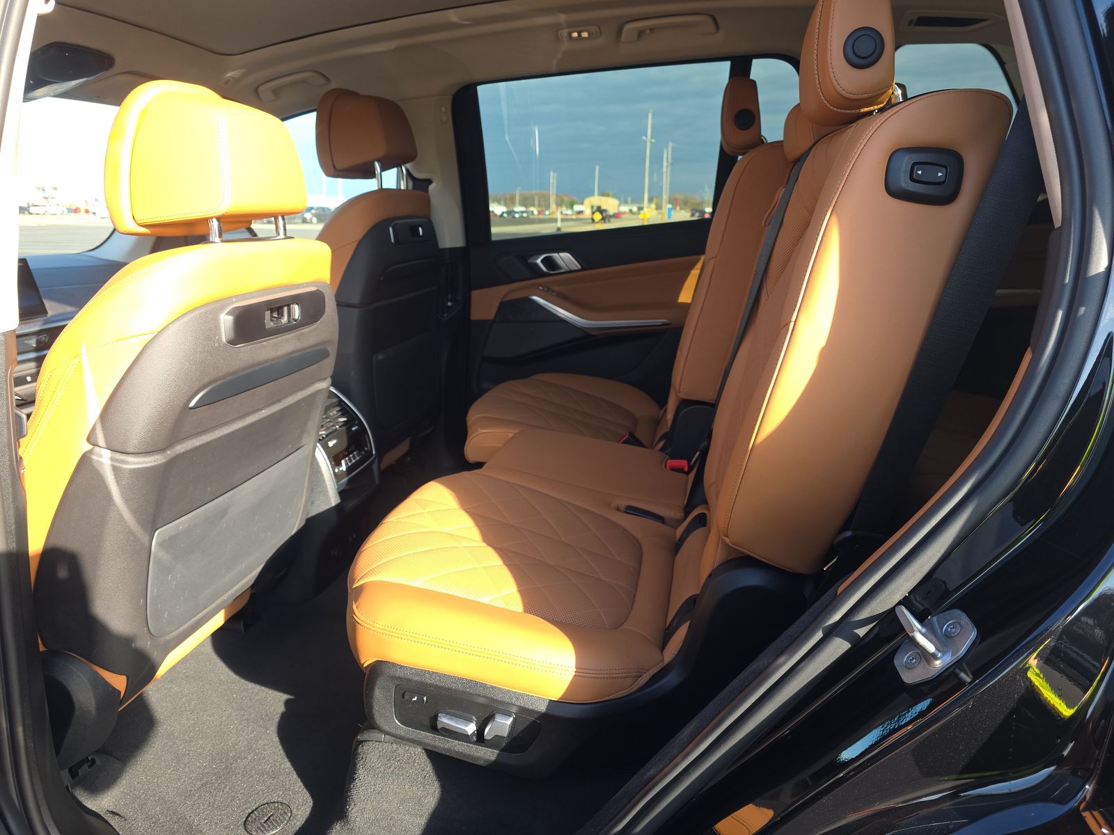 2023 BMW X7 xDrive40i AWD