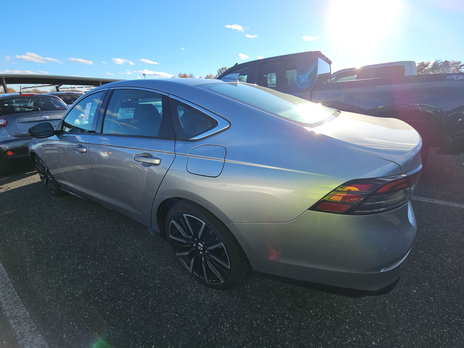 2023 Honda Accord Hybrid Touring FWD