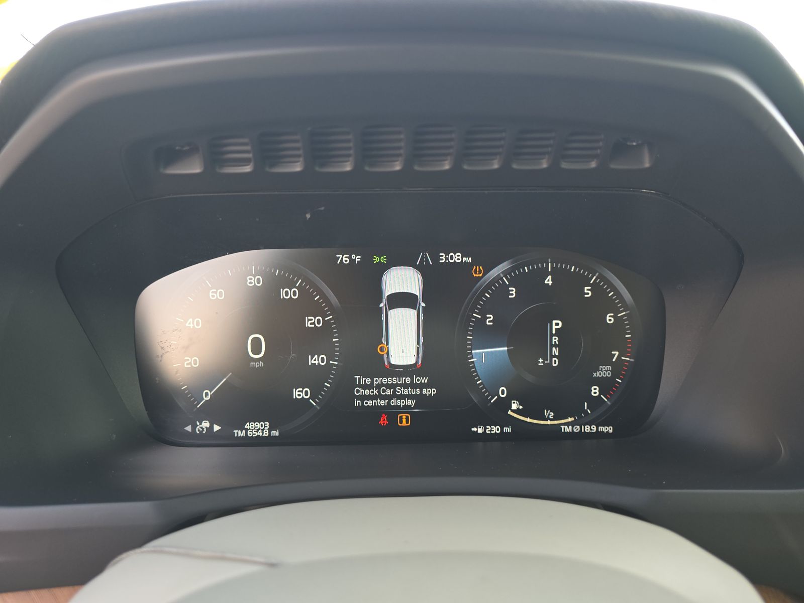 2022 Volvo XC90 T6 Momentum AWD