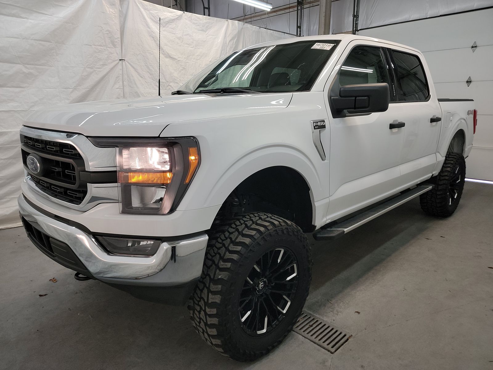 2023 Ford F-150 XLT AWD