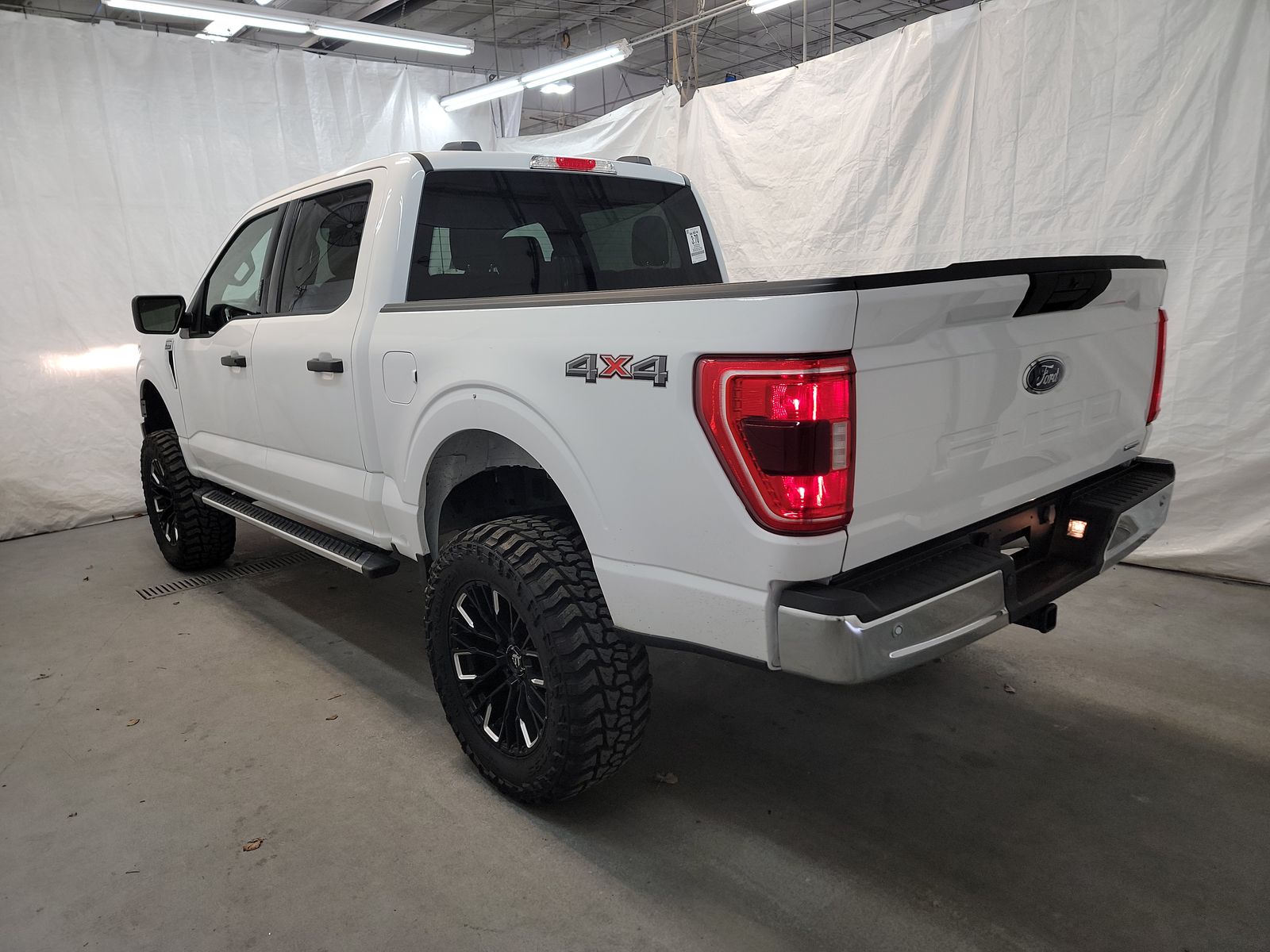 2023 Ford F-150 XLT AWD