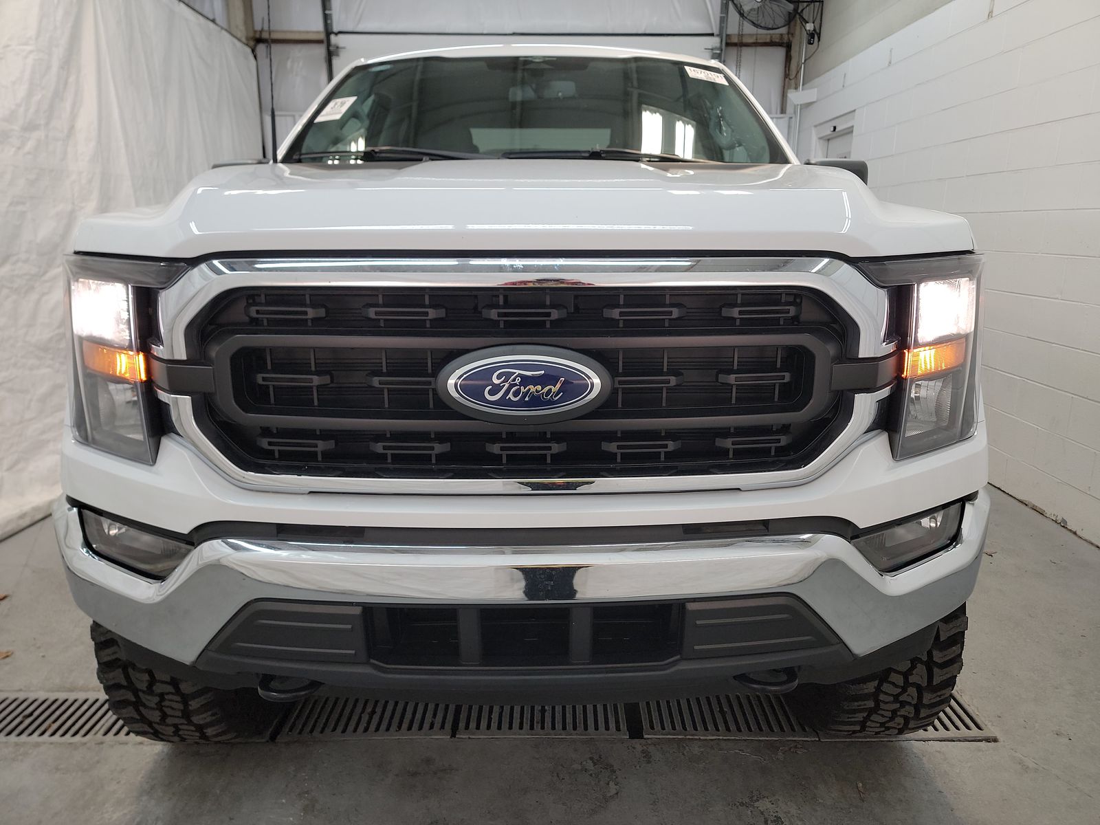 2023 Ford F-150 XLT AWD