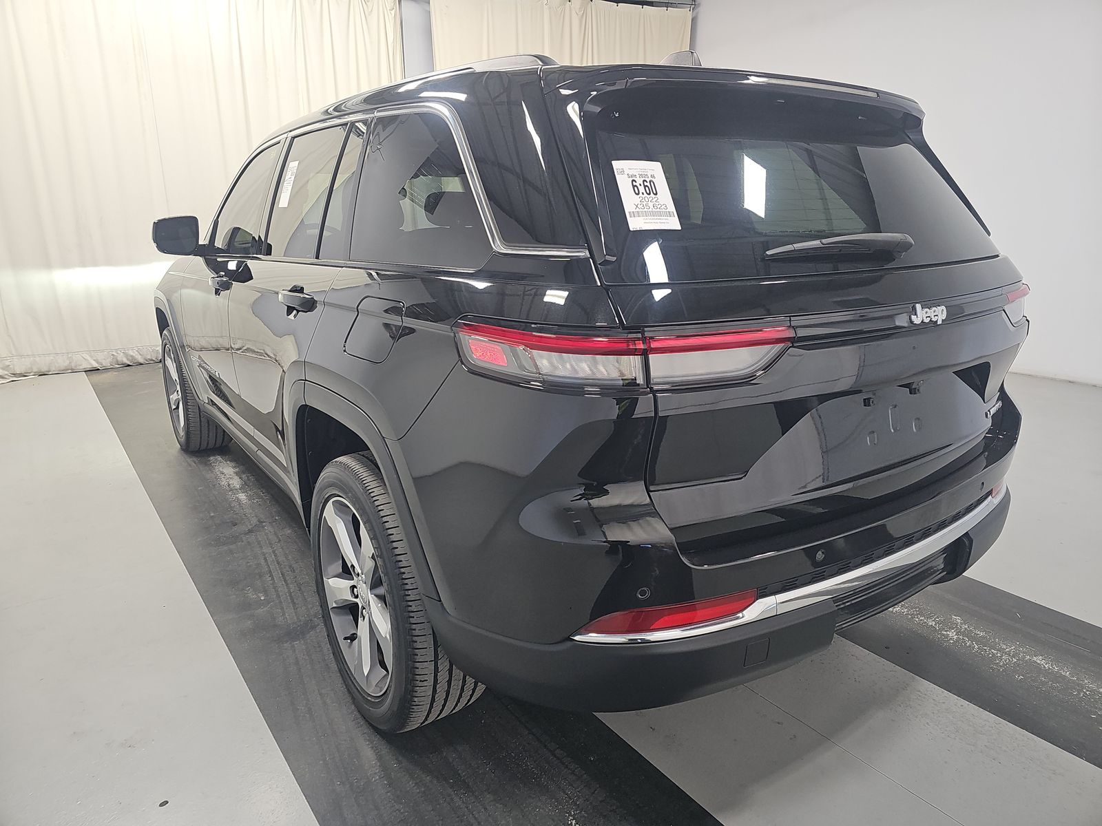 2022 Jeep Grand Cherokee Limited RWD