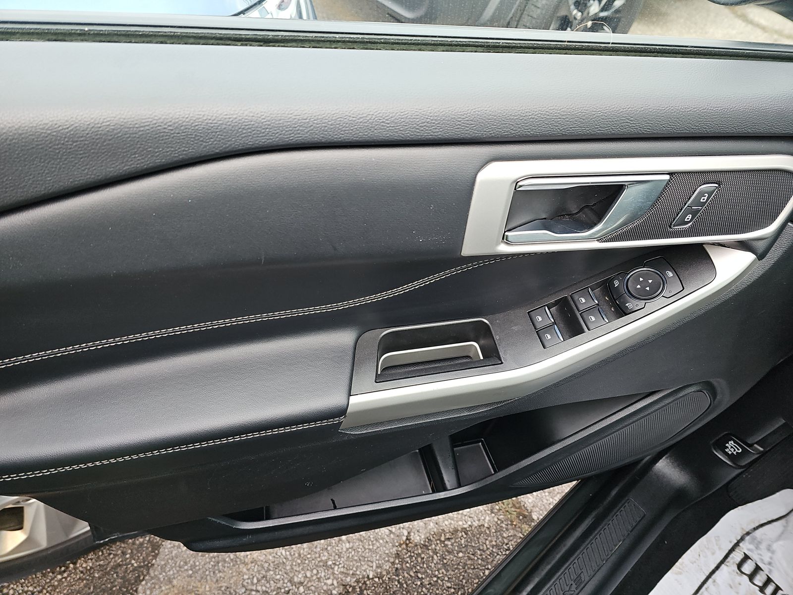 2022 Ford Explorer XLT AWD