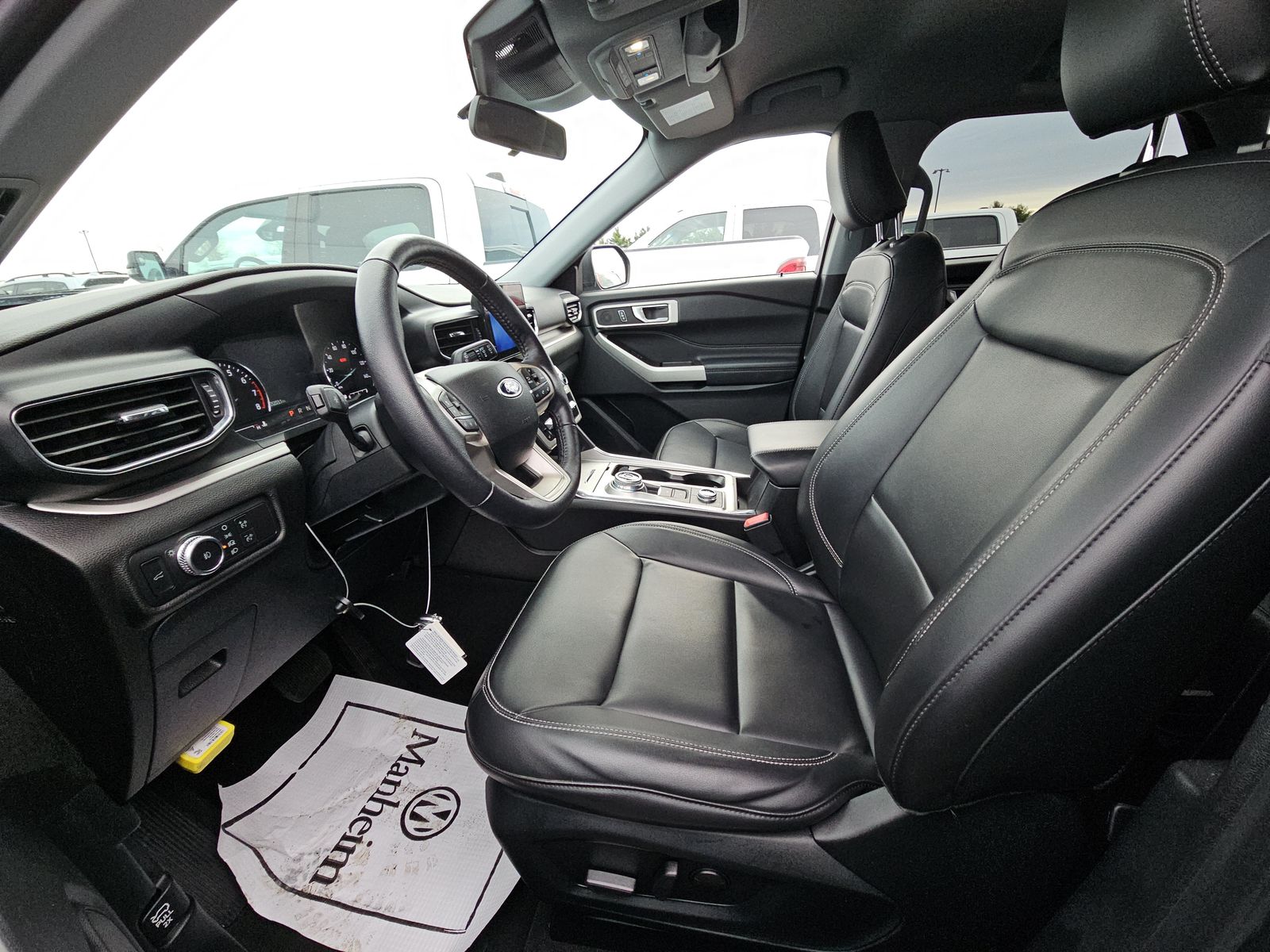 2022 Ford Explorer XLT AWD