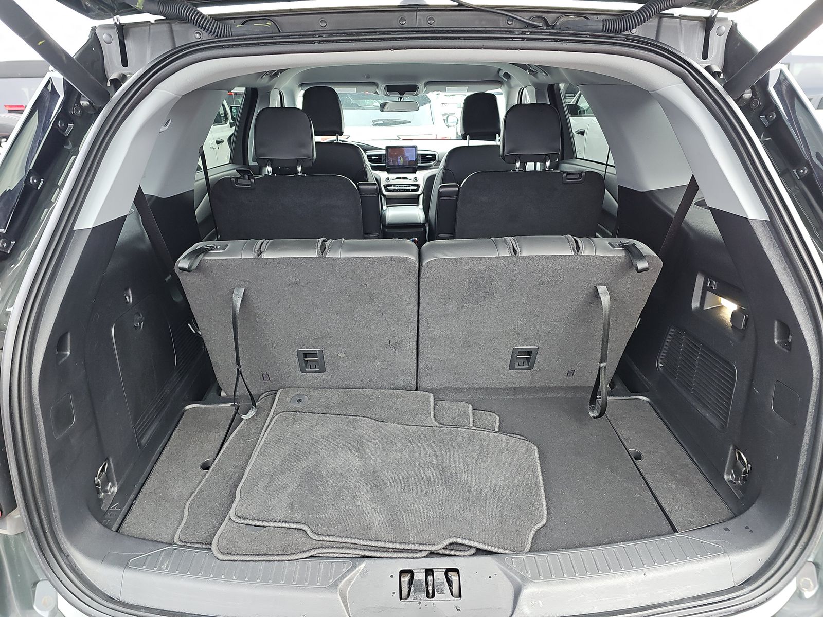 2022 Ford Explorer XLT AWD