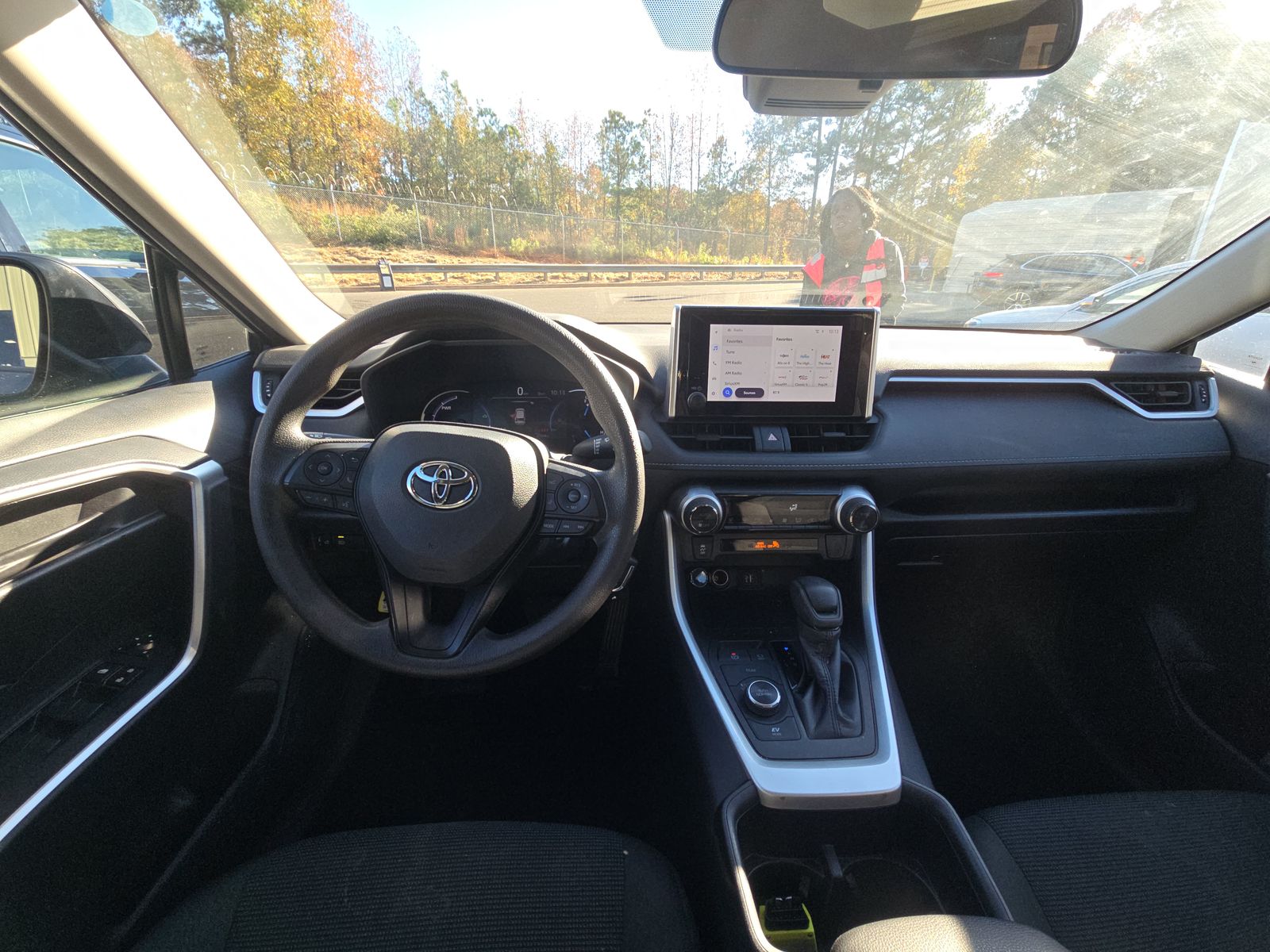 2024 Toyota RAV4 Hybrid LE AWD