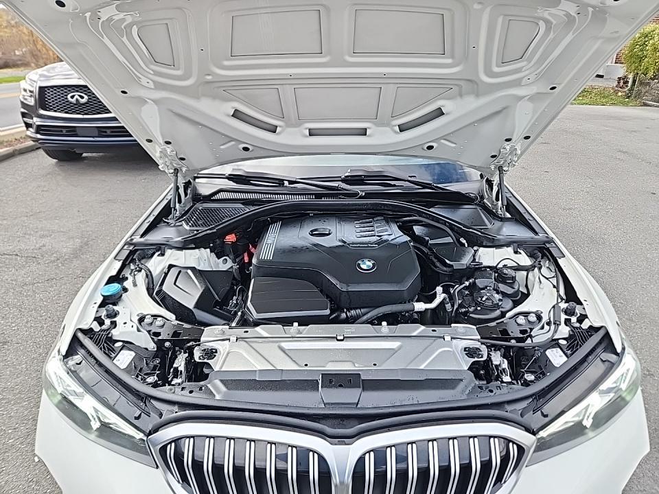 2023 BMW 3 Series 330i xDrive AWD