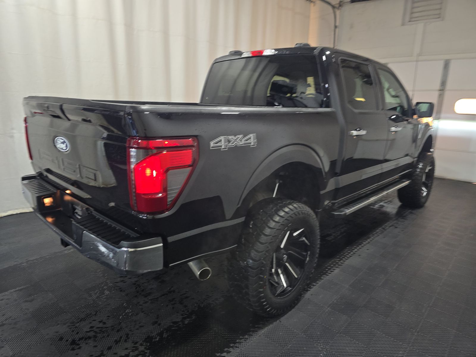 2025 Ford F-150 XLT AWD
