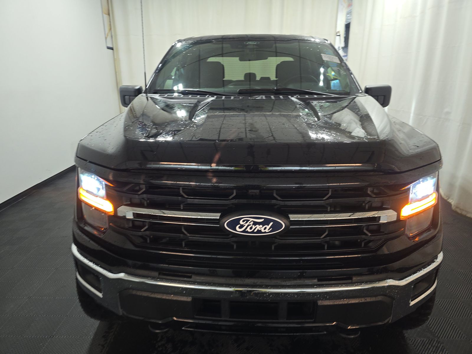 2025 Ford F-150 XLT AWD