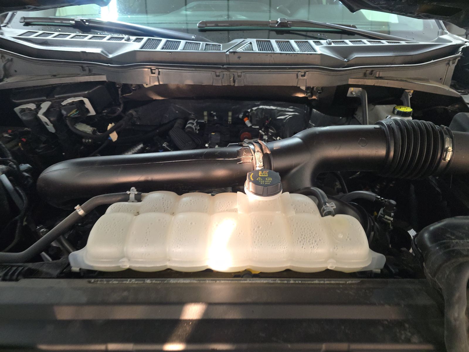 2025 Ford F-150 XLT AWD