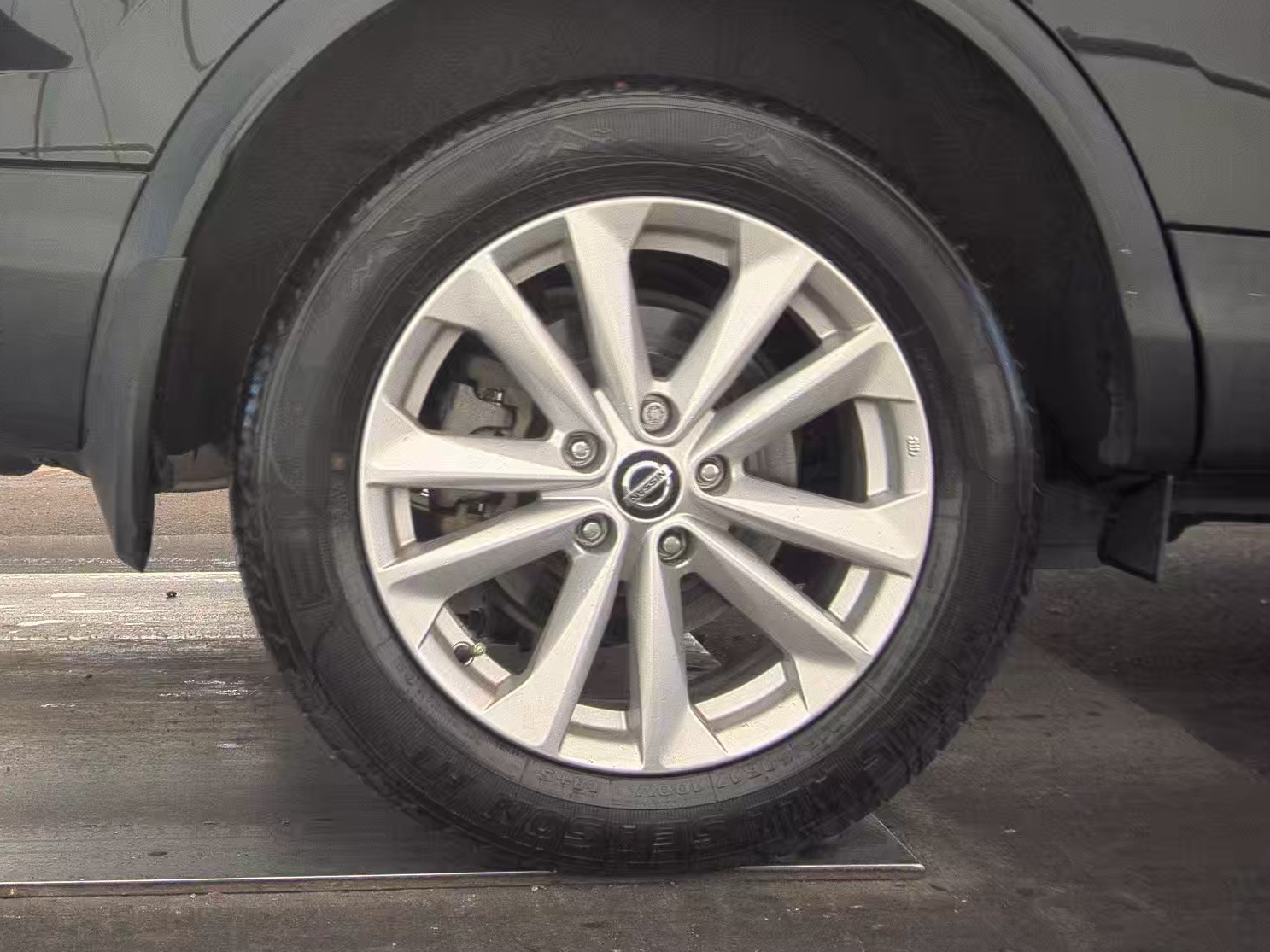 2019 Nissan Rogue Sport SV FWD