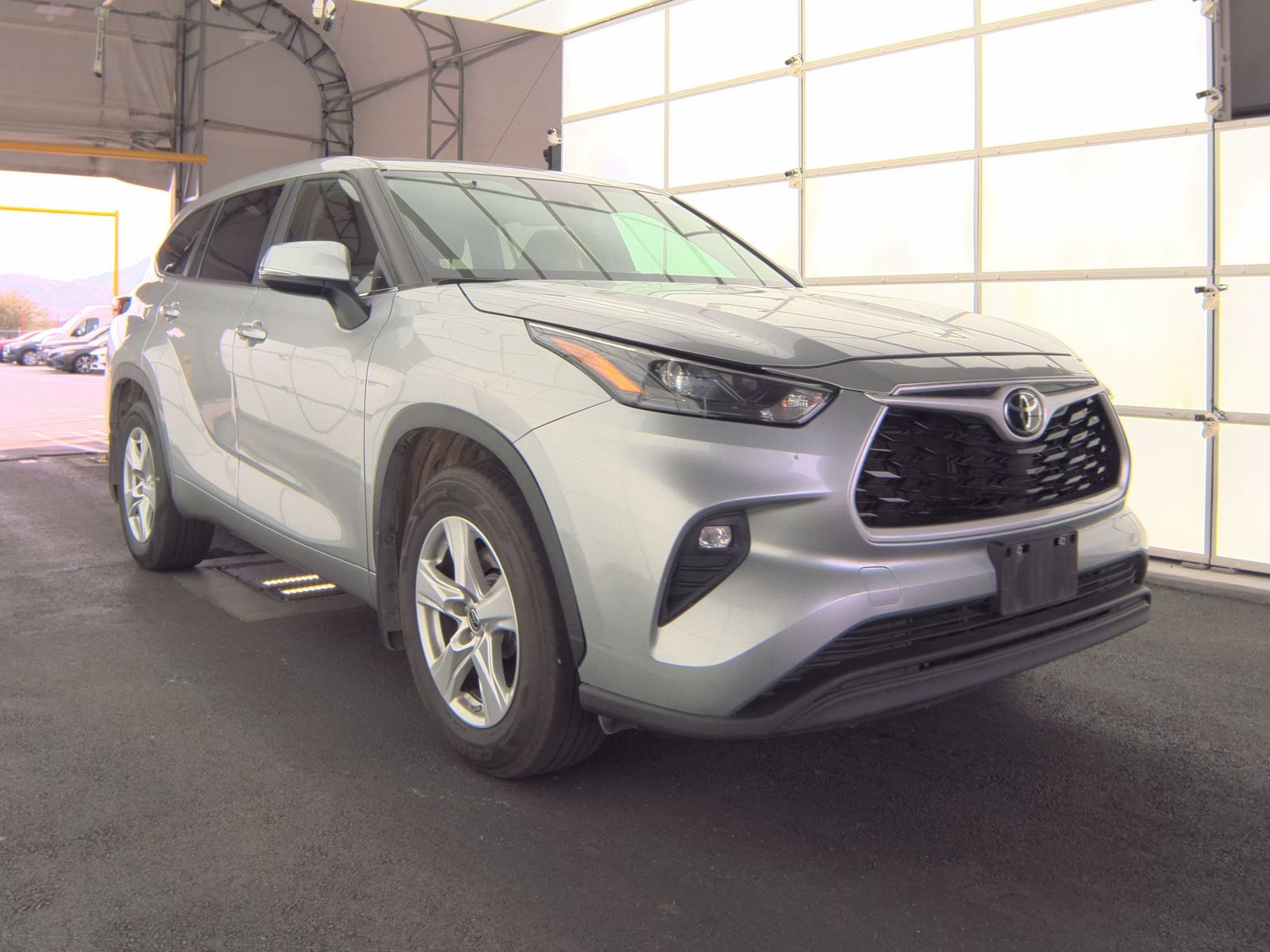 2024 Toyota Highlander LE AWD