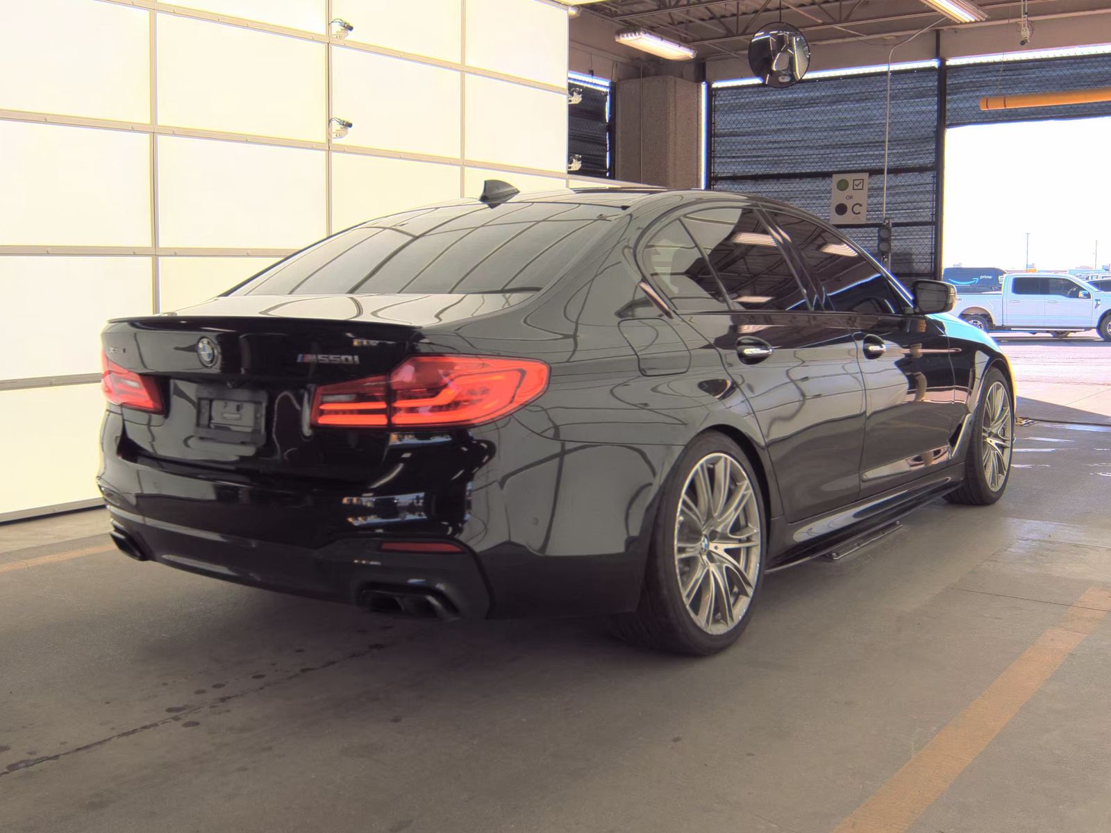 2018 BMW 5 Series M550i xDrive AWD