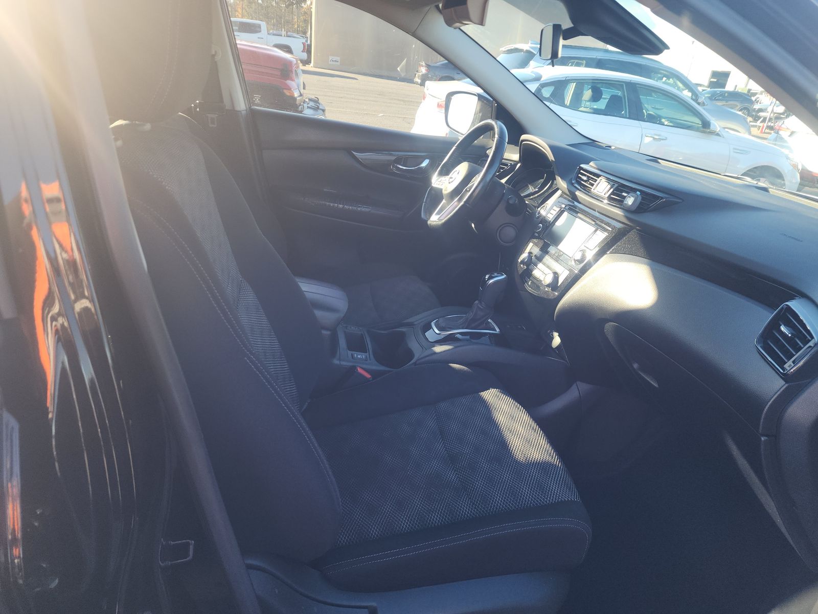 2019 Nissan Rogue Sport SV FWD