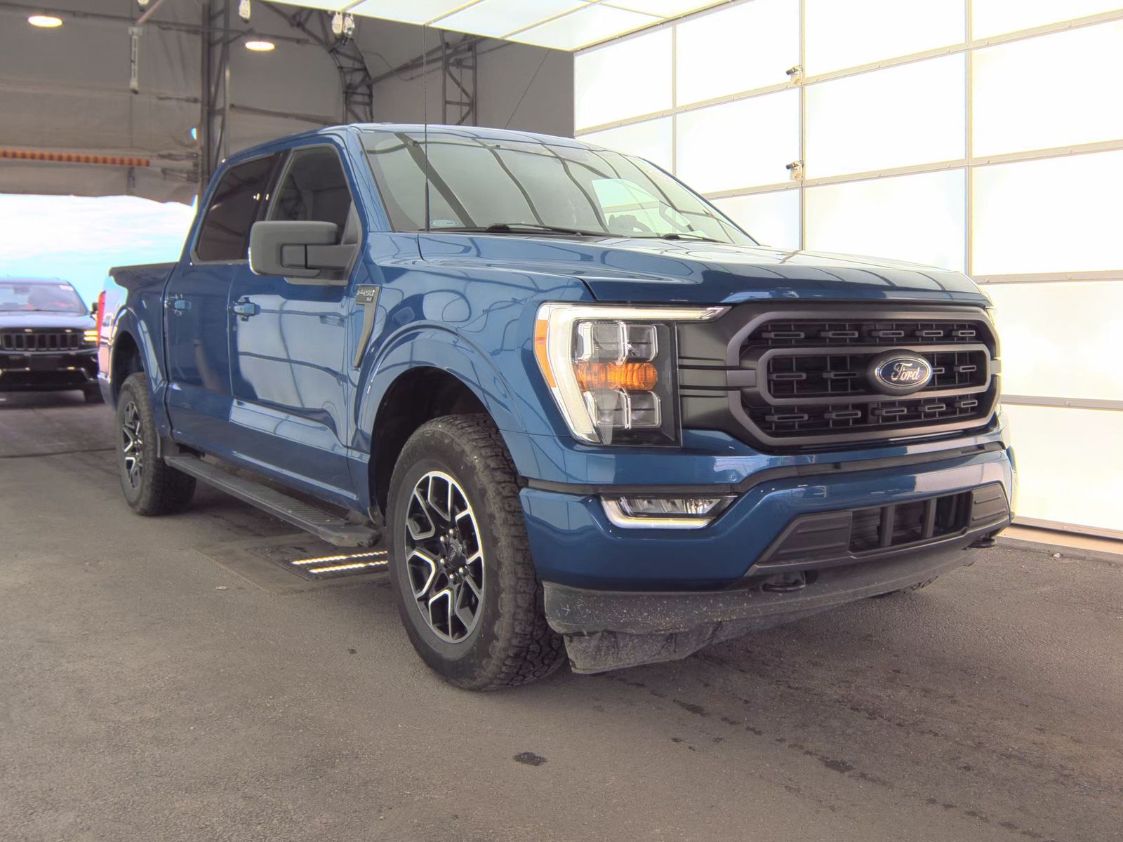 2023 Ford F-150 XLT AWD